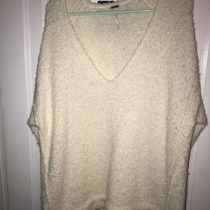 NWOT FREE PEOPLE SWEATER
